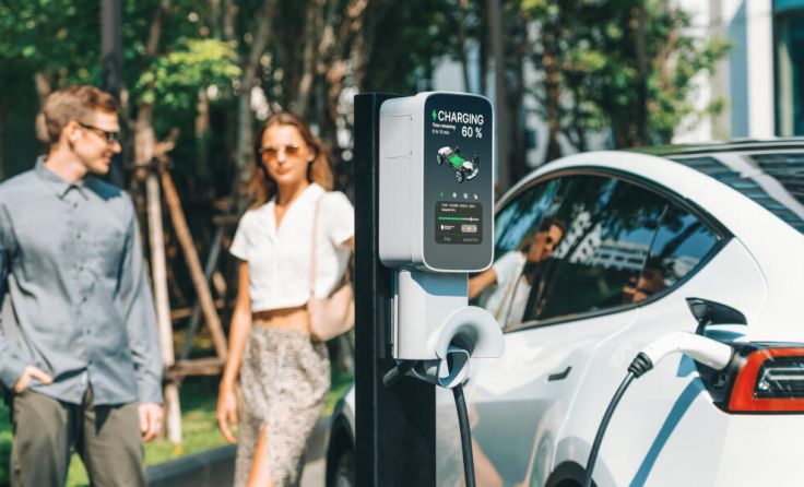 Die Zahl der neugekauften E-Autos steigt. (Foto: Summit Art Creations/stock.adobe.com)