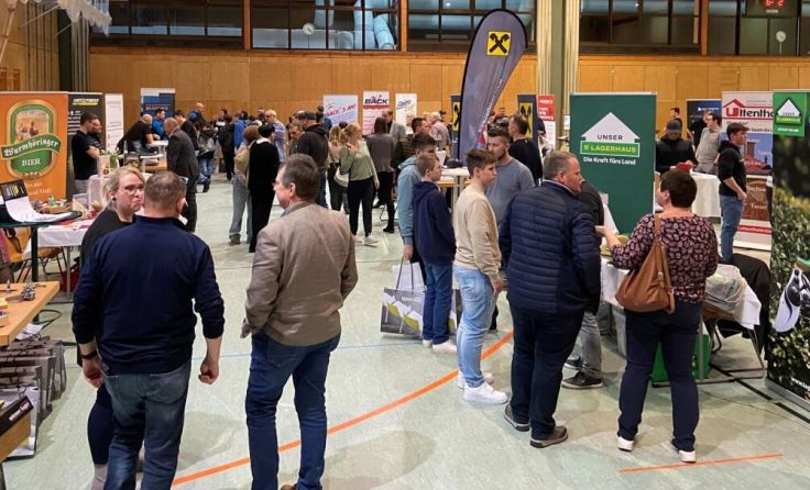 35 Betriebe präsentierten sich beim Jobfinder Day in Altheim. (Foto: Stadtmarketing Altheim)