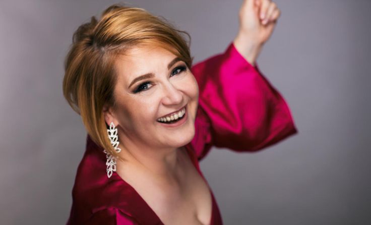 Karin Bachner singt im Gugg Songs von Ella Fitzgerald. (Foto: Maria Frodl)