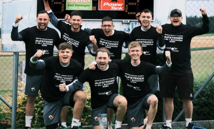 Höhnharts Faustballteam steigt in die 1. Bundesliga auf. (Foto: Lena Harrer)