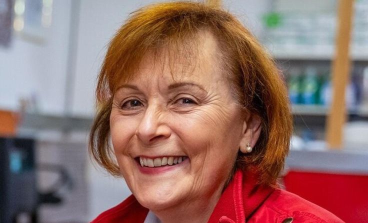 Sylvia Freischlager leitet den Rotkreuz-Markt in Mattighofen. (Foto: RK/LV OÖ/Luttinger)