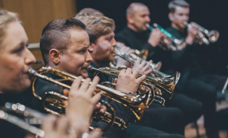 Die Brass-Band der LMS Mattighofen spielt in Eggelsberg auf. (Foto: LMS Mattighofen)