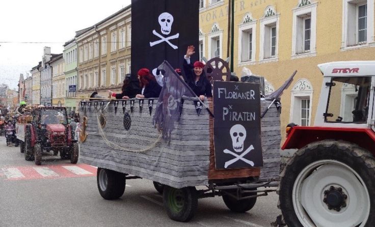 Der Umzug in Mauerkirchen zieht meist viele Teilnehmer an. (Foto: Daniela Bubestinger)