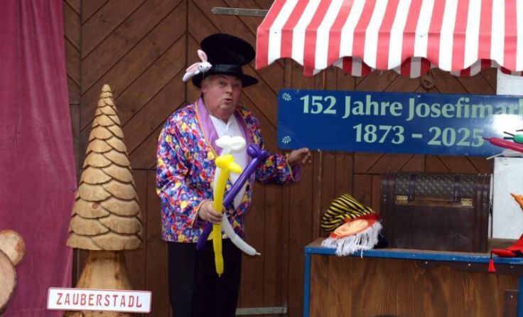Zauberer Hermann sorgt für gute Unterhaltung. (Foto: Zauberer Hermann)