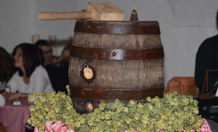 Die Brauerei Raschhofer feiert den Bockbieranstich. (Foto: Brauerei Raschhofer)