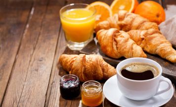 Frühstück für Jung und Alt in Ort