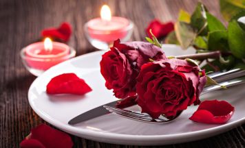 Valentinstag im Innviertel: Viel Musik, Bussi-Party und Herzerl-Bank