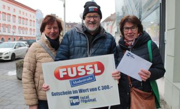 Das Tips-Glücksengerl beschenkte Schwestern in Ried