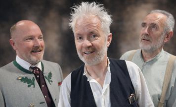 Theater in Altschwendt: Der verkaufte Großvater