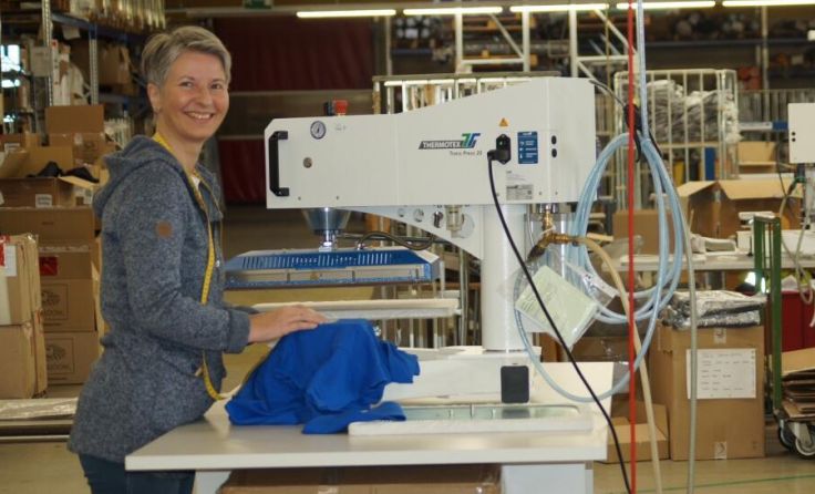 Reindl-Mitarbeiter freuen sich über eine gute Auftragslage. (Foto: Reindl/Innmediabox)