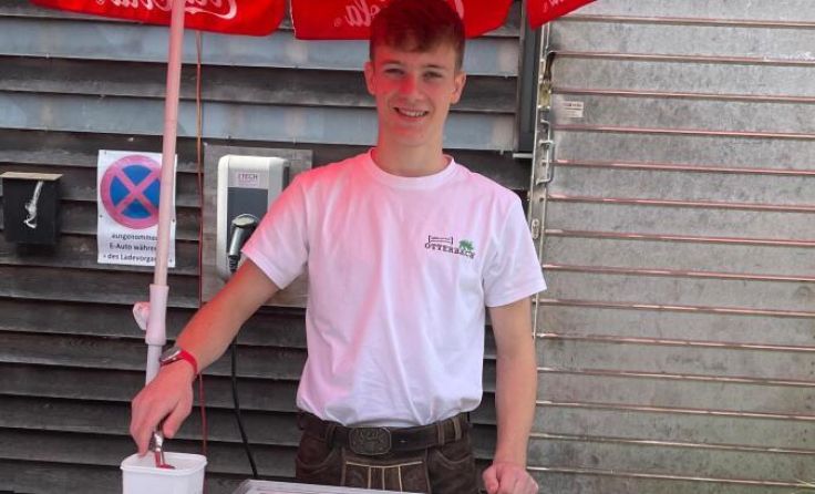 Unter anderem wird hausgemachtes Eis angeboten . (Foto: Landwirtschaftliche Fachschule Otterbach)