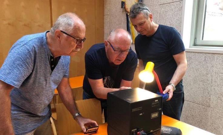 Geübte Tüftler helfen im Techno-Z Schärding beim Reparieren. (Foto: Repair Café)