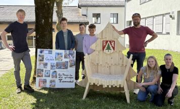 Schüler bauten „Samaskirchna Thron“