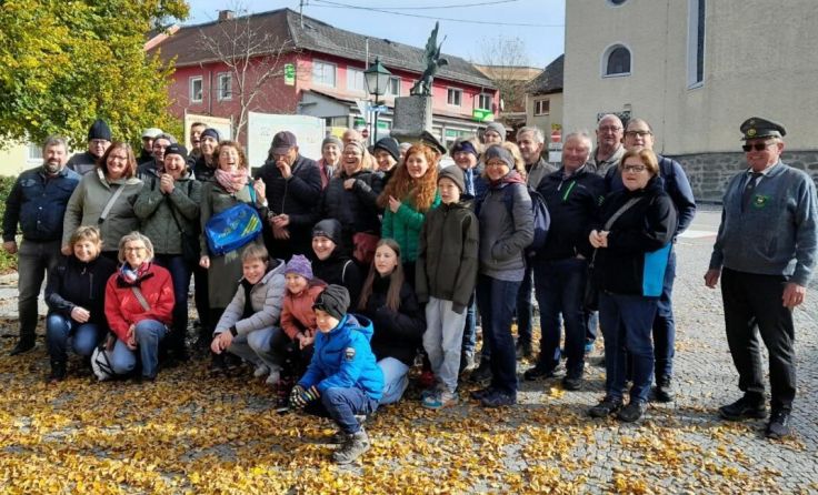 Das ganze Jahr über ist der Kirchenchor Rainbach mit viel Humor aktiv. (Foto: privat)