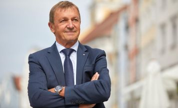 Matthias Breidt verabschiedet sich von der Raiffeisenbank Region Schärding