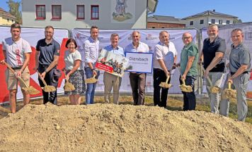 Spatenstich für Glasfaserausbau in Diersbach