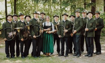 Pramtaler Jagdhornbläser feiern Jubiläumsmesse live auf ServusTV