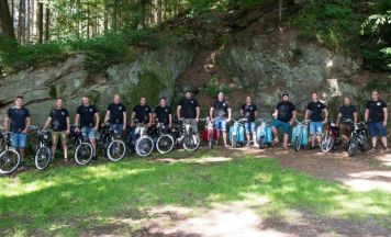 Puchclub Enzenkirchen: Mit alten Mopeds für den guten Zweck unterwegs