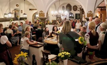 130 Familienmitglieder kamen zum Hoidingertreffen nach Freinberg