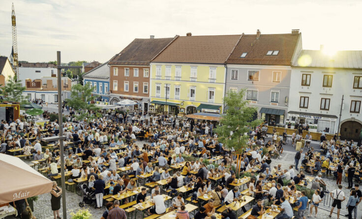 Zahlreiche Gäste feierten beim Marktfest in Waizenkirchen. (Foto: Stefanie Eder)