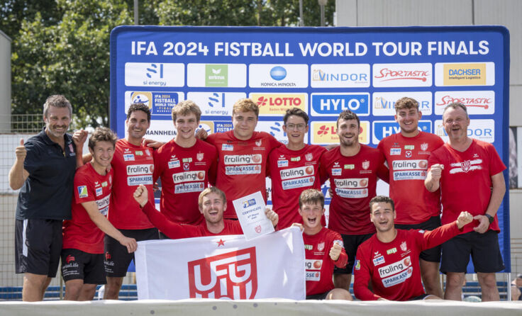 Das Männer-Faustballteam holte sich Platz 6. (Foto: Ines Weber)