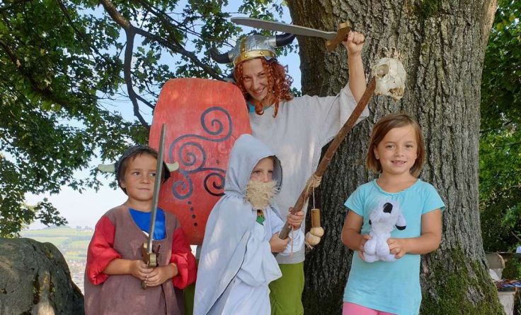 Ein gemeinsames Foto bei der Fotostation ist ein Muss. Foto: TVBAtterseeAttergau_FotoSuess