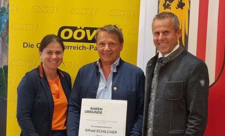 V.l.: Abg.z.NR Bettina Zopf, Alfred Schilcher, LAbg. Bgm. Rudolf Raffelsberger Foto: OÖVP