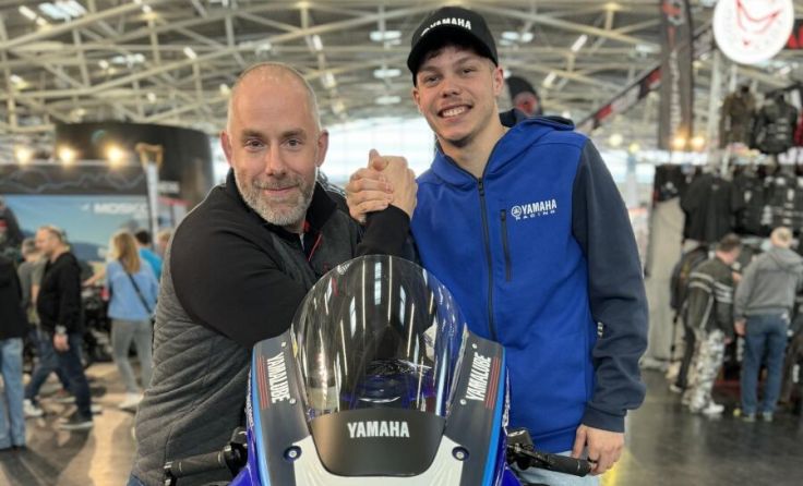 Yamaha Marketing Manager Wim Vermeulen und Maximilian Kofler (Foto: Motorsport Kofler)