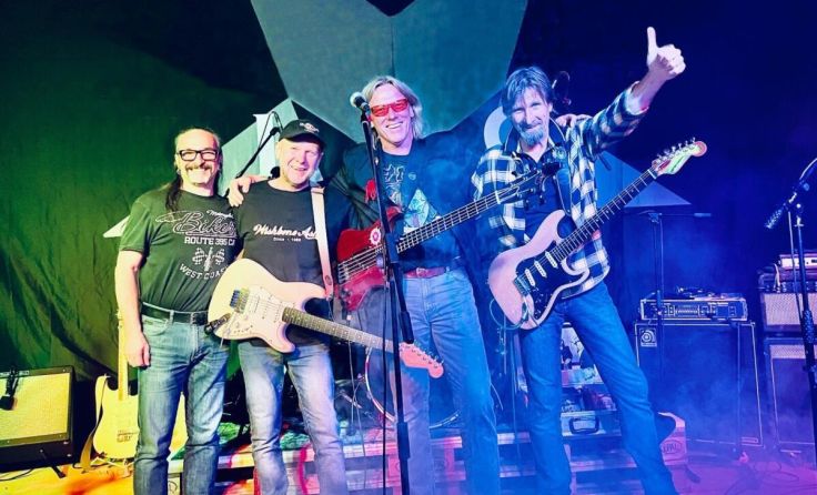 Im OKH präsentiert die Band dem Publikum die neue Schallplatte. (Foto: Die Begnadigten Pädagogen)
