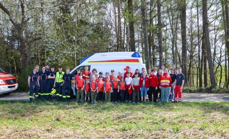 Gruppenfoto FF-Jugend Plötzenedt und JRK-Thomasroith (Foto: RK Thomasroith)