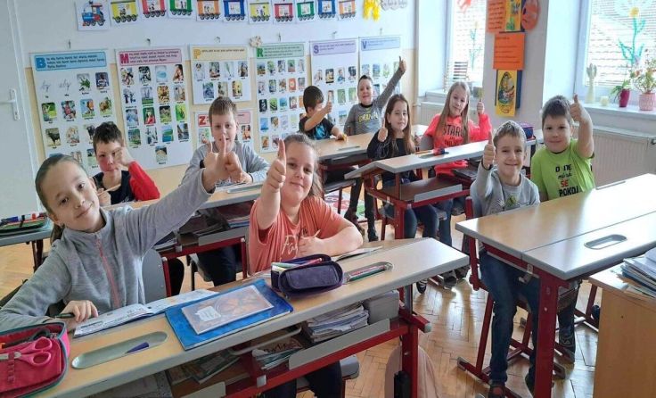Schüler von Chme?nica (Foto: Peter Sommer Fotopress)