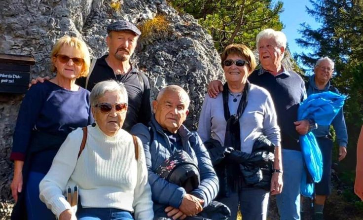 Mitglieder haben die Aussicht genossen (Foto: PVÖ Ortsgruppe Vöcklabruck)