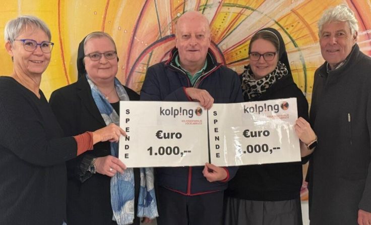 Spendenübergabe (Foto: Kolpingsfamilie Vöcklabruck)