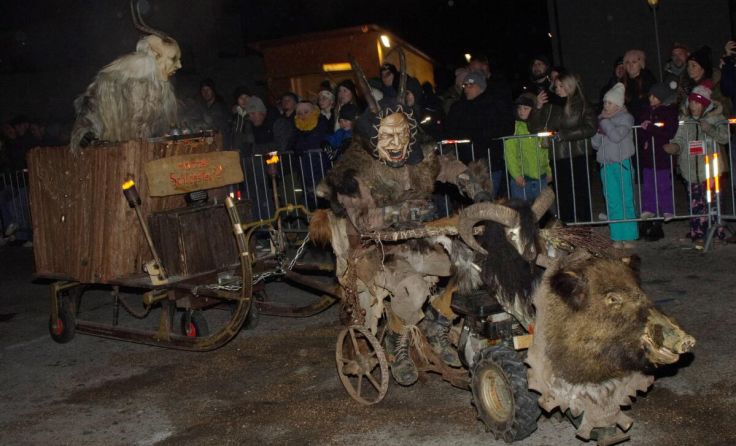 Perchtenlauf in Adlwang (Foto: Gerhard Hütmeyer)