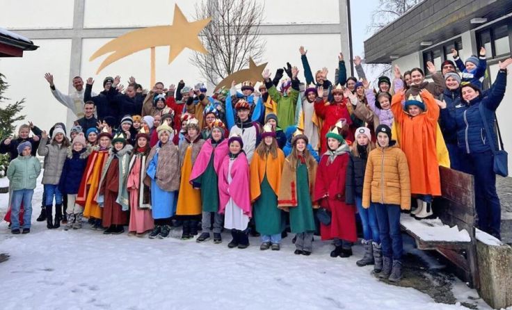 Sternsinger in Frankenburg (Foto: Pfarrgemeinde Frankenburg)