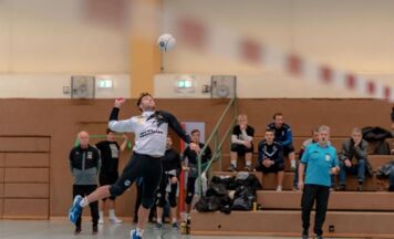 Urfahr stoppt Vöcklabrucks Siegesserie in der Faustball-Bundesliga