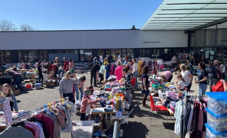 Basar (Foto: 5+ Frauen)