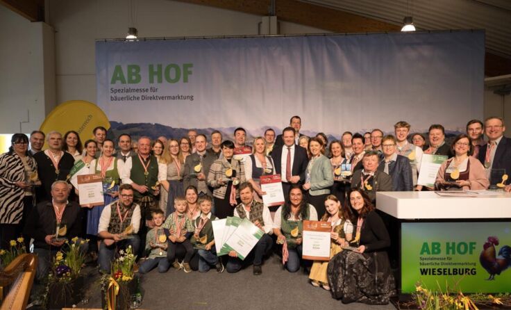 Übergabe der Auszeichnungen (Foto: Land OÖ/Margot Haag)