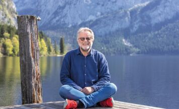 Krimiautor Herbert Dutzler liest im Schloss Puchheim