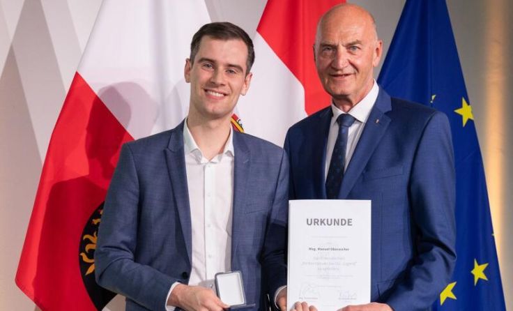 Ehrung (Foto: Land OÖ/Daniela Sternberger)