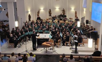Konzert „Klänge der Welt“ begeistert in Ampflwang