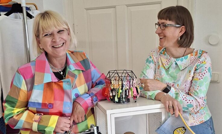 Susanne Ablinger mit Gastgeberin Elisabeth Halbig-Schifflhuber (Foto: privat)