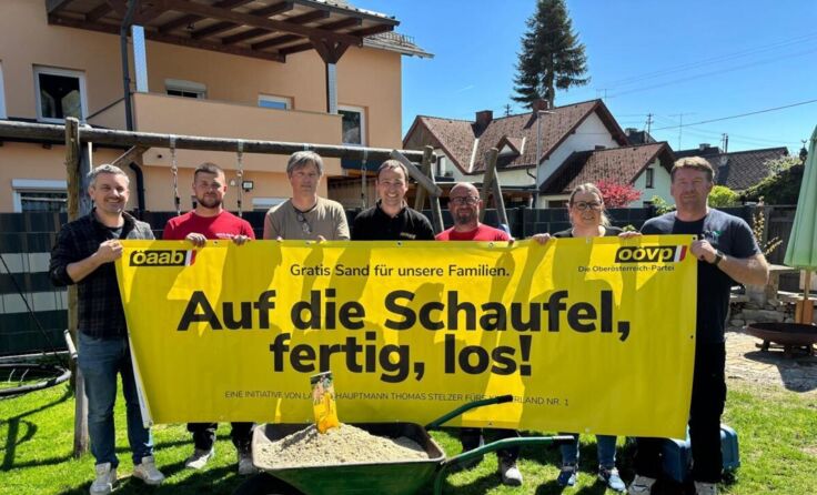 Spielsandaktion (Foto: ÖVP Vöcklabruck)