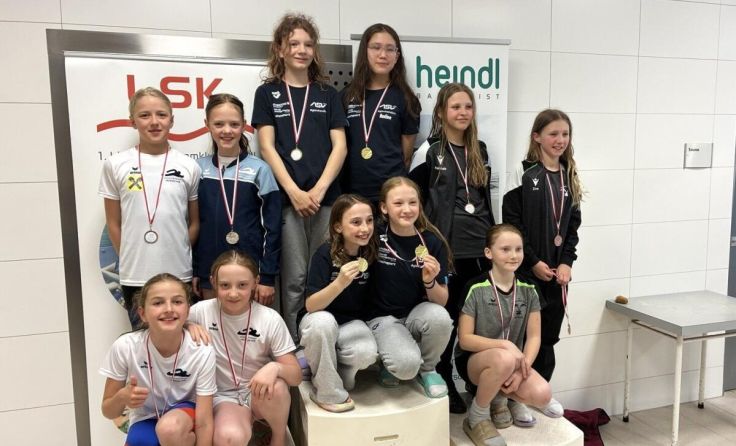 Siegerehrung der SVV-Mädchenmannschaft (Foto: Eva Hasforter / SVV)