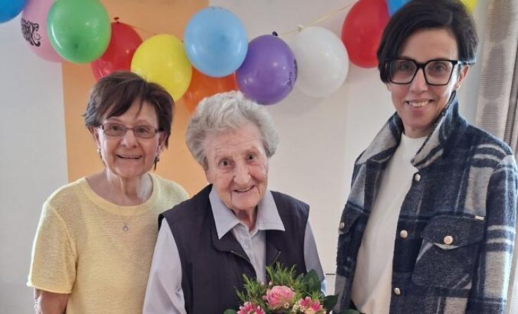 V.l.: Maria Froschauer, Anna Froschauer, Doris Staudinger (Foto: Stadtgemeinde)