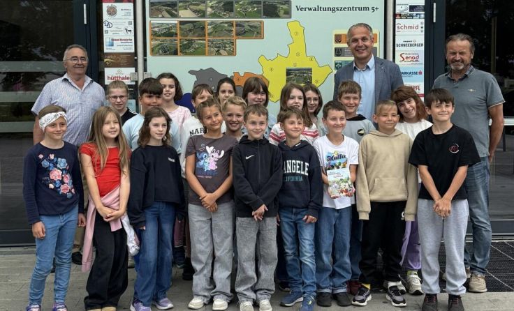 Besuch des Verwaltungszentrums 5+ (Foto: Verwaltungszentrum 5+)