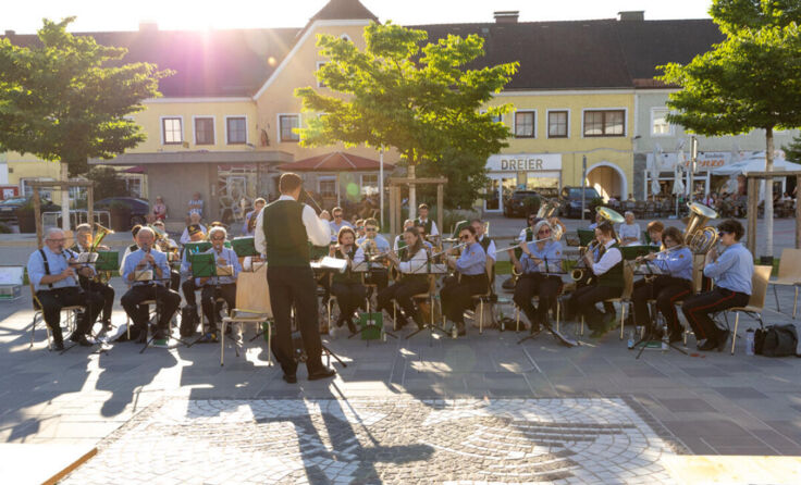 Platzkonzert (Foto: Stadtgemeinde Attnang-Puchheim)