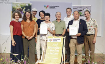 Vöcklamarkt und St. Lorenz sind seit fünf Jahren bienenfreundliche Gemeinden 