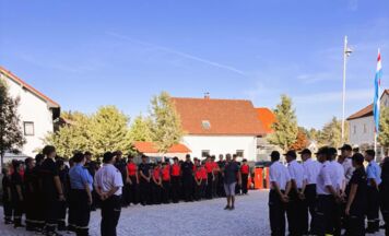 Feuerwehrjugend aus Luxemburg zu Gast in Vöcklamarkt