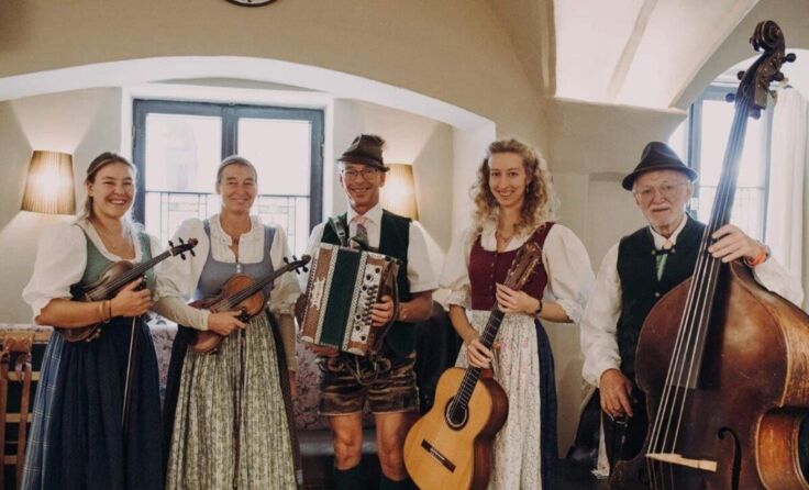 Salzkammergut Geigenmusi (Foto: Salzkammergut Geigenmusi)